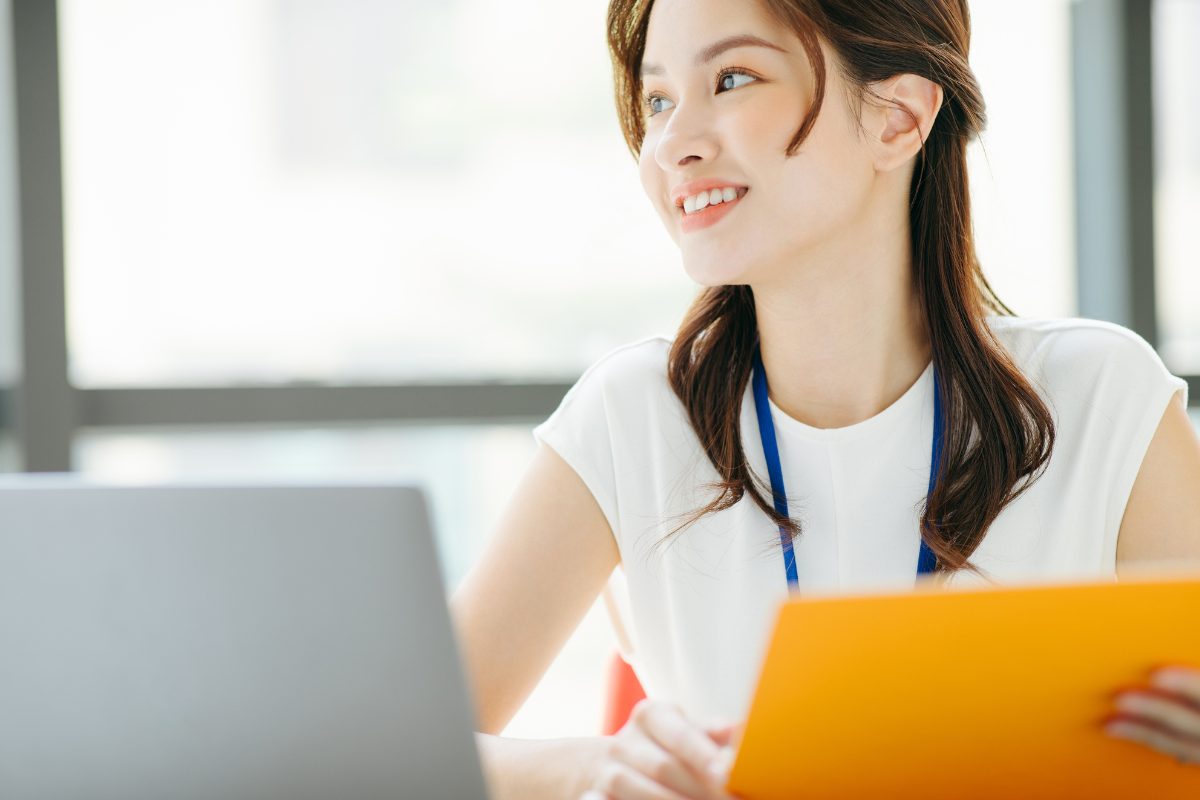 コールセンターや事務の仕事を探す方に向けた求人イメージ